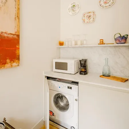 Gigliola - Elegant With Private Patio